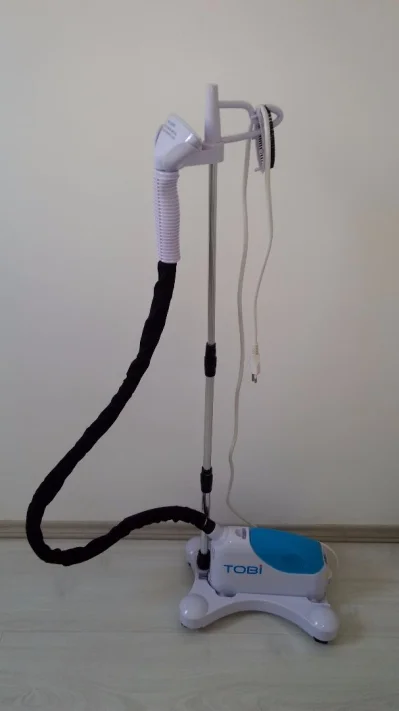 Ferro de Passar a Vapor Tobi 110v