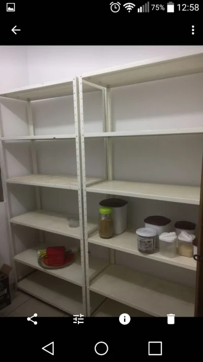 Prateleiras de Aço
