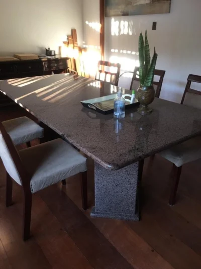 Mesa em Granito Ate 8 Lugares