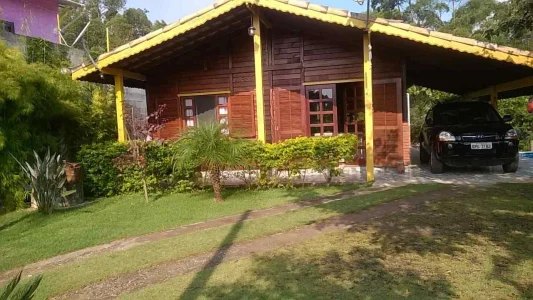 Casa de Campo em Biritiba Mirim