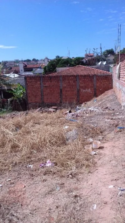 Vendo Terreno no Jardim Pérola