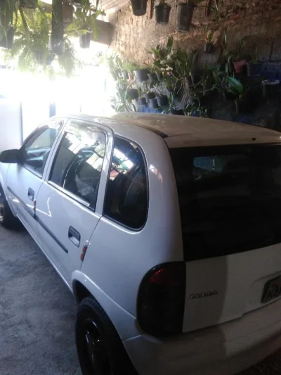 Corsa 2001