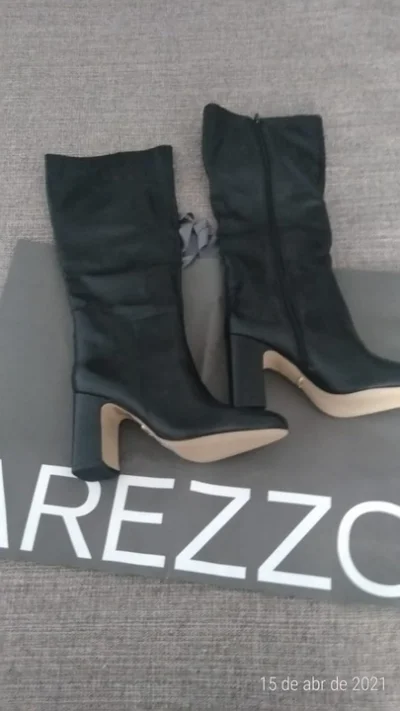Bota Cano Alto Preto 37