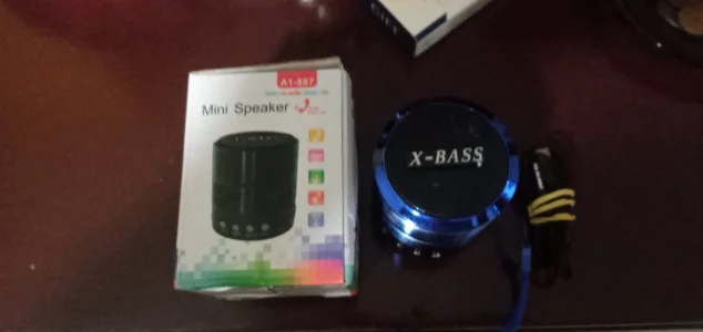 Caixa de Som sem Bluetooth