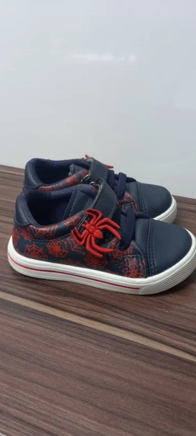 Vende SE Tênis Infantil Homem Aranha