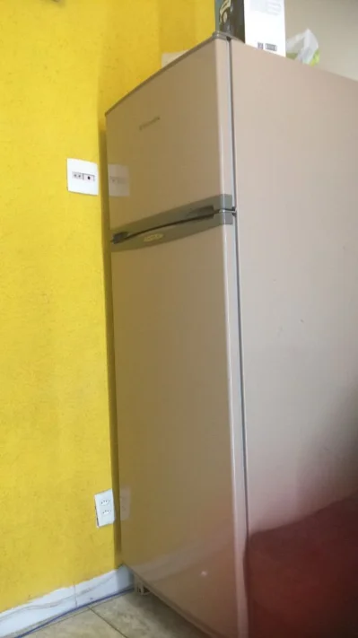 Vende SE Geladeira Electrolux