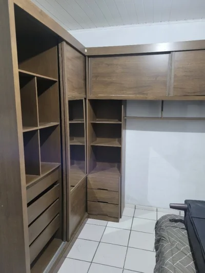 Vende SE Guarda Roupas Casal
