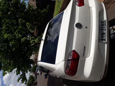 Volkswagen Voyage 1.0 Tec Seleção (flex) 2014