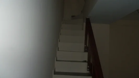 Alugo Casa em Condomínio