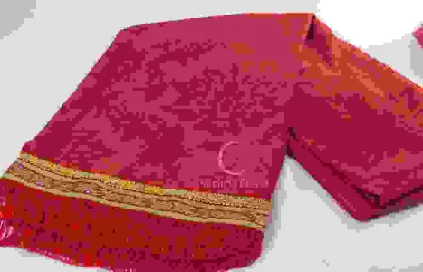 Manto de Oração Vermelho