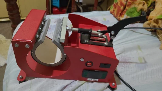 Máquina de Fazer Canecas