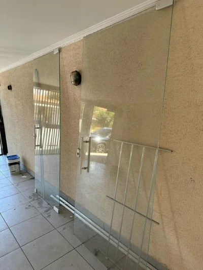 Portas de Vidros Blindex
