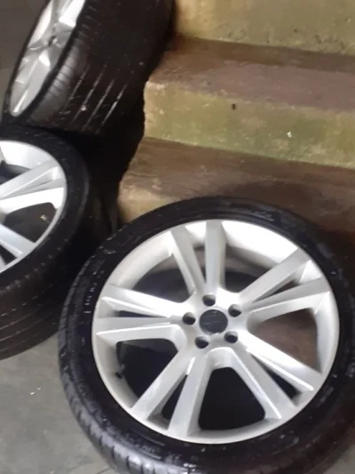 Rodas Aro 18 com Pneus Meia Vida 5/1
