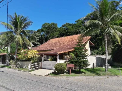 Vendo Casa 3 Quartos no Condomínio Monte Verde - Maricá