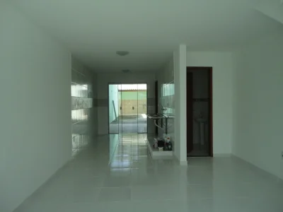 * Casa Duplex de 1ª Locação na Trindade, R$ 230 Mil *