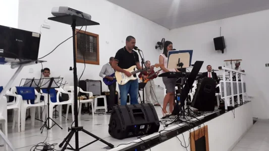 Aulas de Violão e Guitarra