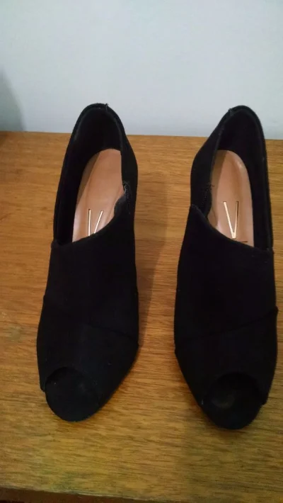 Vendo, Sapatos Usados Baixei Valores e Vendo Individualmente