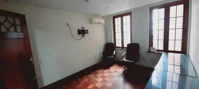 Andradas Esquina Floriano, Mobiliada, Split, Condomínio 175 Reais