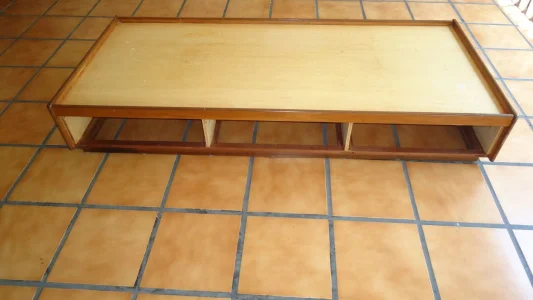 Excelente Cama com Gavetões