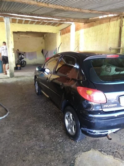 Peugeot Ano 2004 e 2005