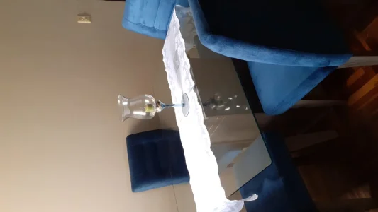 Vendo Mesa e 4 Cadeiras