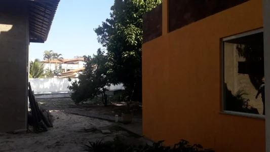 Excelente Imóvel com 3 Casas no Mesmo Terreno