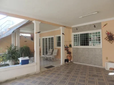 Casa com 5 Dormitórios à Venda, 300 m2 por RS 650.000,00 - Flores - Manaus-am