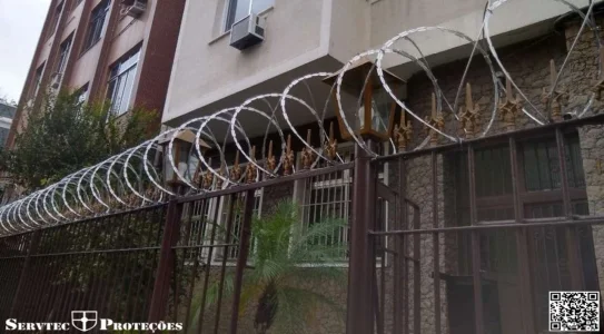 Cerca de Proteção para Muro ou Grade. Rio - RJ