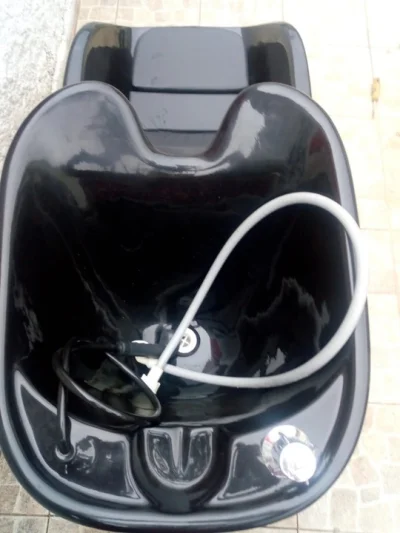 Lavatório com Aquecedor Nunca Usado
