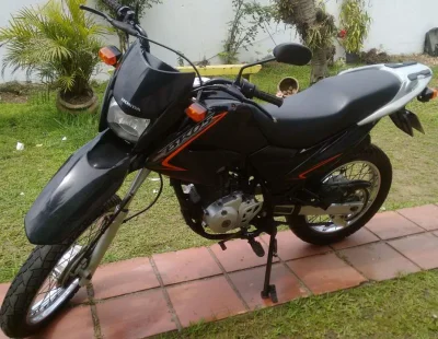Honda NXR Bros 125 ES