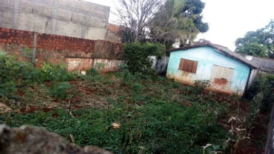 de Terreno no Jardim Santa Rita