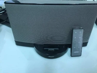Tocador de Som com Carregador Embutido para Iphone 4 / 4s