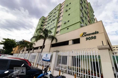Apartamento de 3 Quartos em Piedade