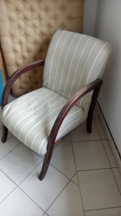 Sofazinho Conjunto em Madeira