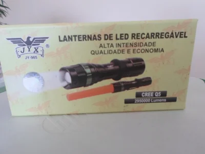 Lanterna de Led Recarregável Cree Q5 Jy-985