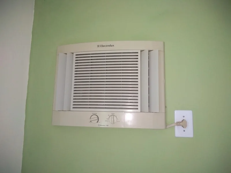 Ar Eletrolux 7500 Btus de Janela