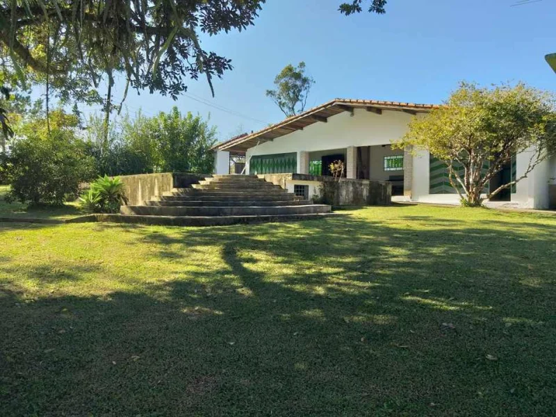 Chácara em Biritiba Mirim Estilo Colonial