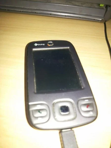 Celular Bom Estado