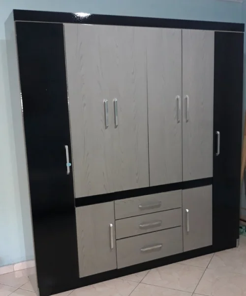Guarda-roupa Casal 6 Portas