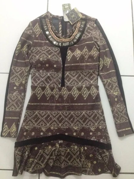 Vestido Arrumado Curto