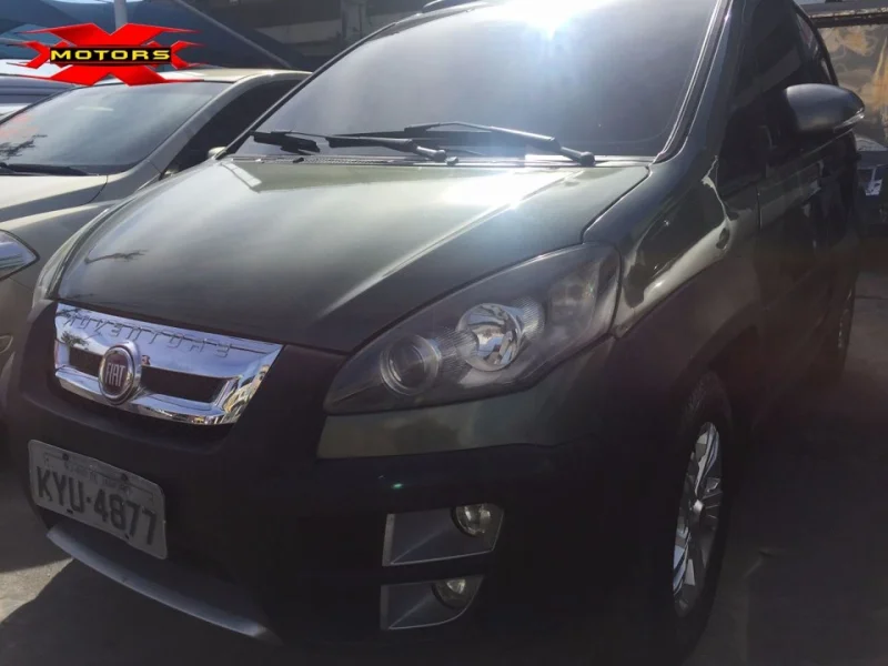 Fiat Idea 1.8 MPI Adventure 16v Flex 4p Automatizado 2011 / 2011