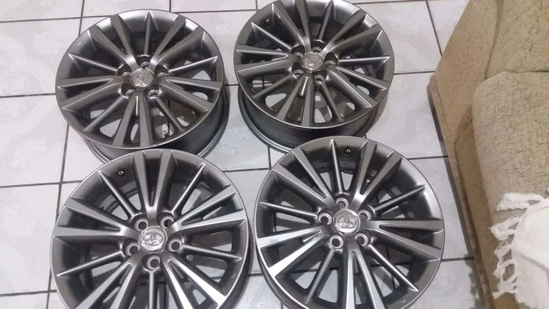 Rodas Corolla