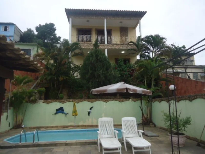 Casa Duplex em Duque de Caxias