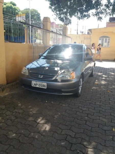 Honda Civic Sedan Lx 1.7 16v 2002