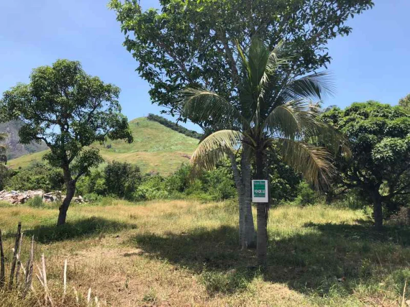 Vendo Terrenos Multifamiliar em Chácaras de Inoã - Maricá - RJ