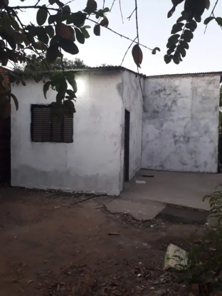 Vendo uma Casa no Ribeirão do Lipa