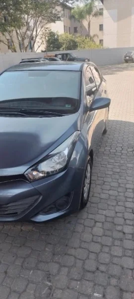 Hb20s 1.0 Confort Plus Ano 2015 por 41.000.00