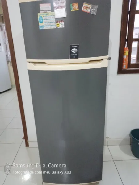 Vendo Geladeira