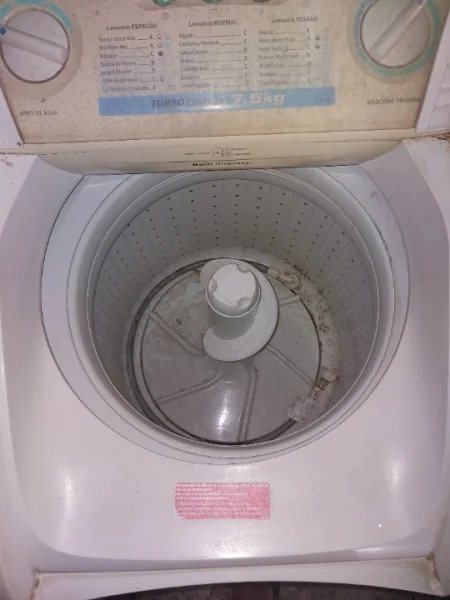 Máquina de Lavar Usada