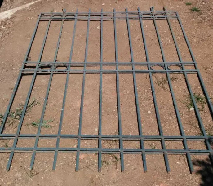 Grade Barras de Ferro 5/8" Reforçada Poste Ferro para Portão